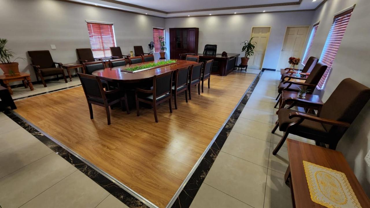 Lilypark Lodge Rustenburg Luaran gambar